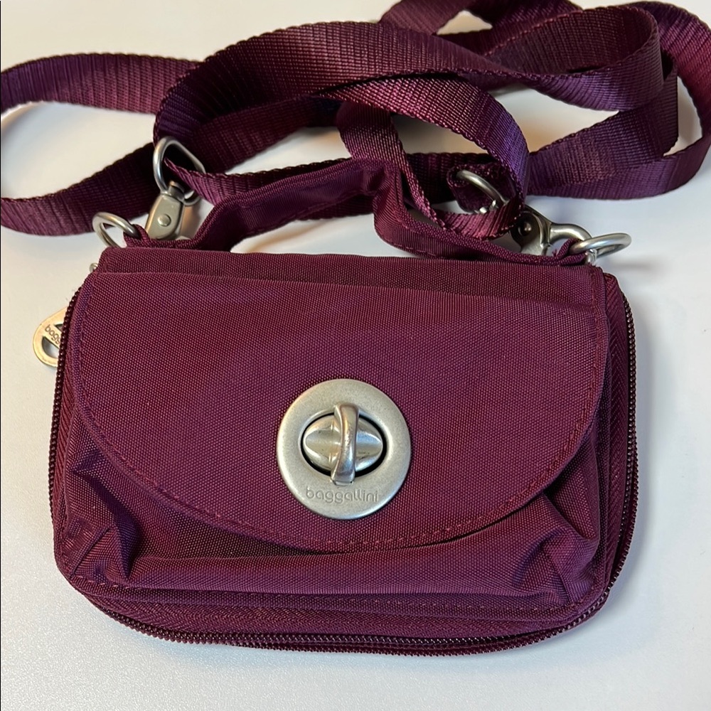 Baggallini Plum Crossbody Bag